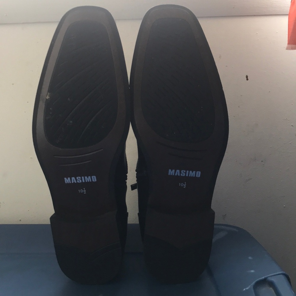 Shoes - Picture 5 of 5